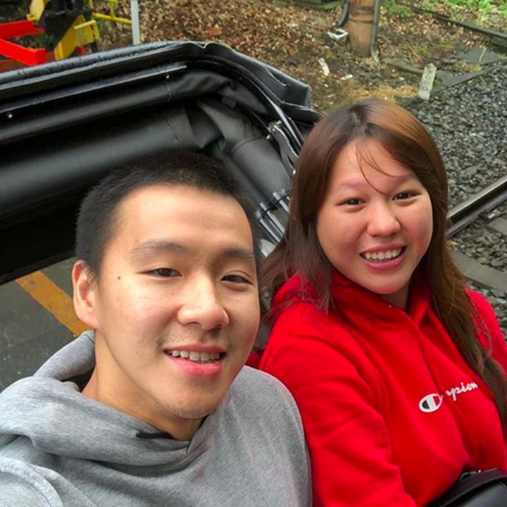 <p>Liburan ala Marcus Gideon dan sang istri. Santai tapi tetap romantis. Hi-hi-hi. (Foto: Instagram/ @marcusfernaldig)</p>