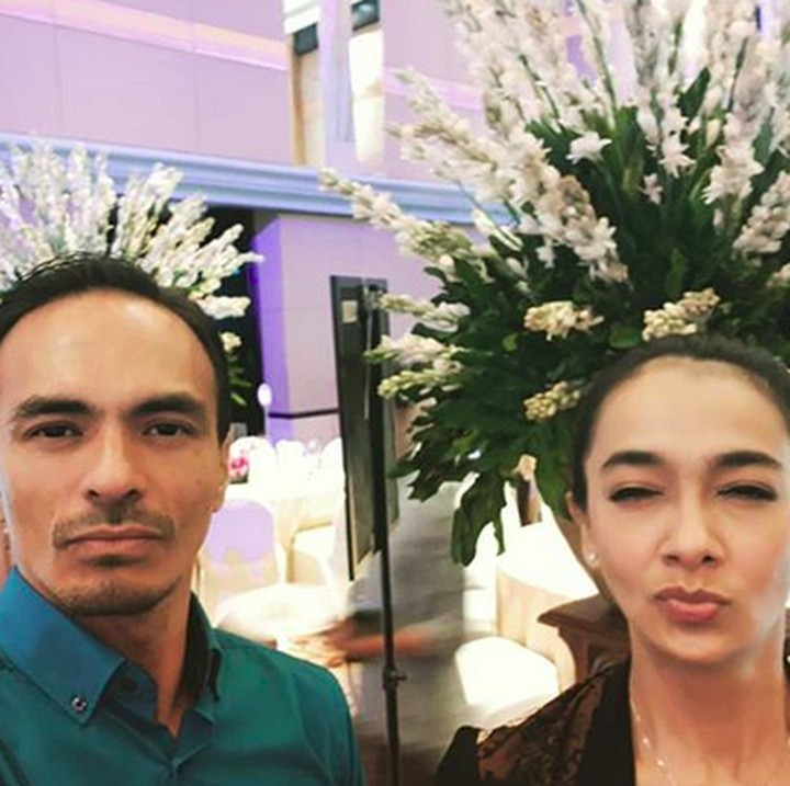 <p>Baik suami ataupun istri sama-sama iseng deh. He-he-he. Ada-ada aja ya, Bun. (Foto: Instagram/ @ananda_faturrahman)  </p>