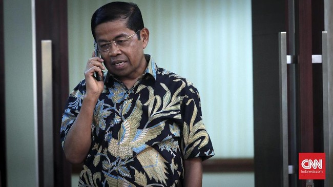 Mantan Menteri Sosial Idrus Marham dan kuasa hukum berembuk membahas rencana untuk mengajukan praperadilan atas penetapan tersangka di KPK.