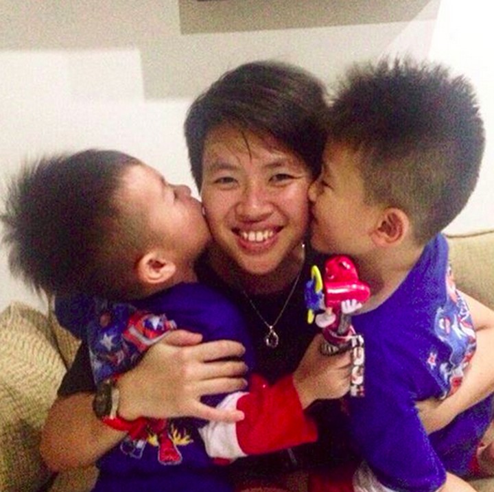 <p>Ini Liliyana Natsir bersama dua keponakan laki-lakinya, Rafael dan Kenzo. (Foto: Instagram/ @natsirliliyana)  </p>