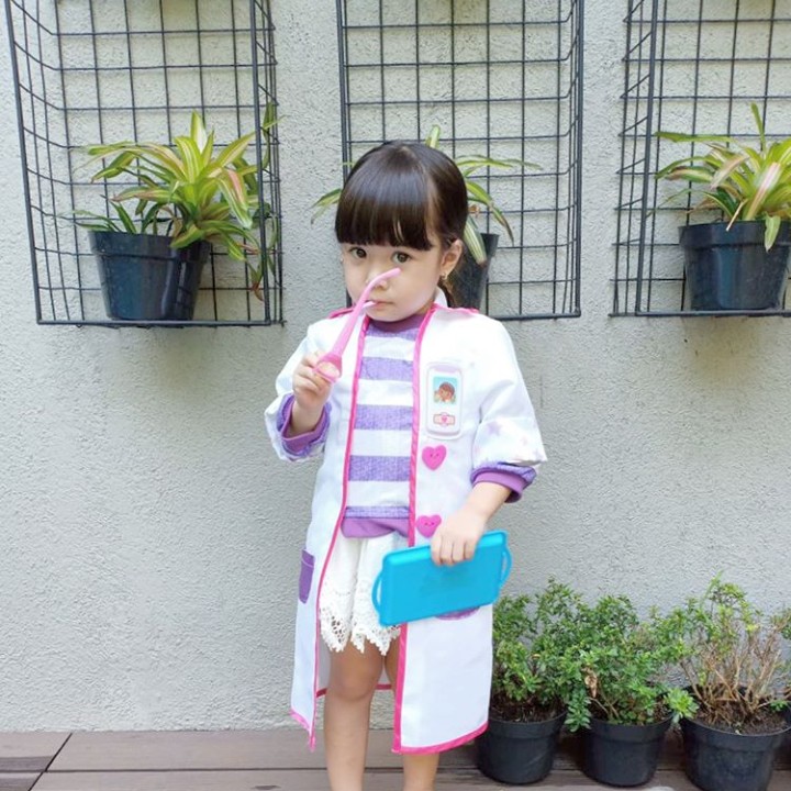 <p>Siapa yang mau disuntik Dokter Gempi? Hi-hi. (Foto: Instagram @gisel_la)</p>