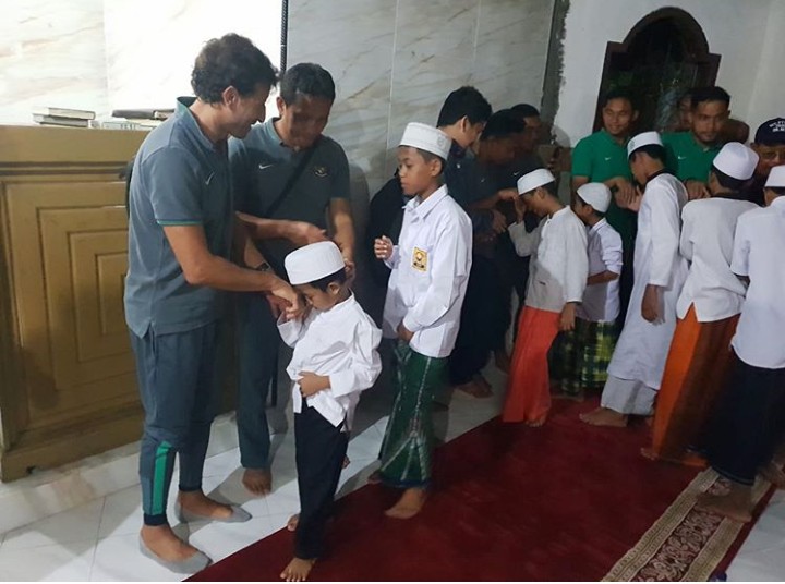 Luis Milla dikabarkan bakal meninggalkan kursi pelatih Timnas Sepakbola Indonesia U-23. Namun kabar pasti pria berwajah ramah masih ditunggu.