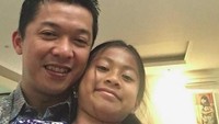 <p>Wefie bareng seperti ini adalah salah satu momen menyenangkan bagi keduanya. (Foto: Instagram @th_natanayo)<br /><br /></p>