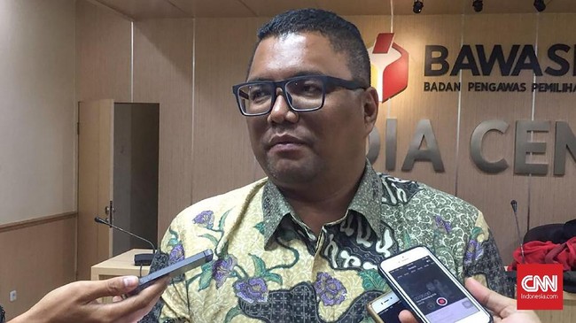 Bawaslu menyebut tim investigasinya telah berada di Malaysia untuk mulai melakukan penelusuran soal surat suara yang tercoblos untuk Jokowi-Ma'ruf.