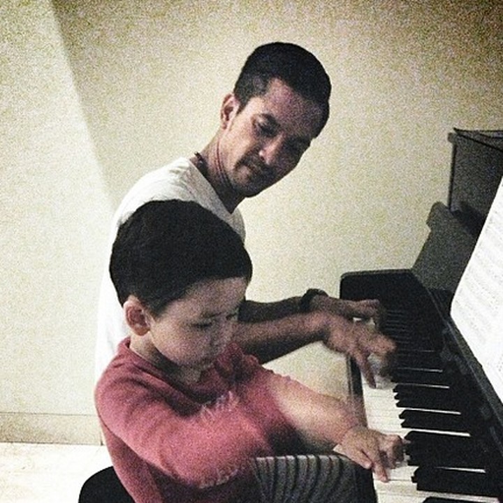 <p>Salah satu anak yang sering diajak main Edward Akbar adalah Kenzou yang nggak lain anak dari tantenya Edward, Tamara Bleszynski. (Foto: Instagram/ @edward_akbar)  </p>