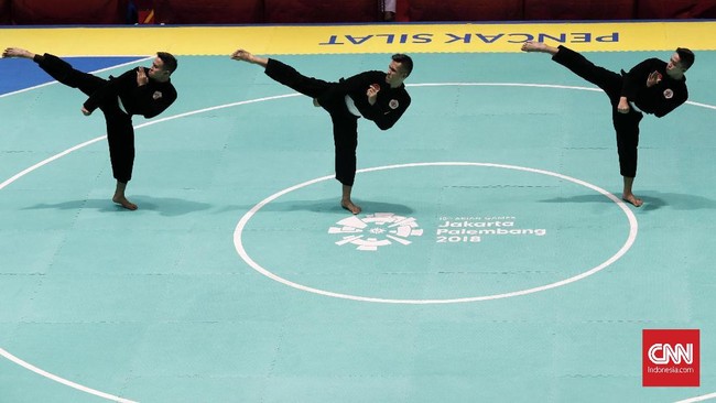 Pencak silat menjadi lumbung emas bagi kontingen Indonesia di Asian Games 2018 setelah menyumbangkan medali emas ke-15 melalui nomor beregu putra, Senin (27/8).
