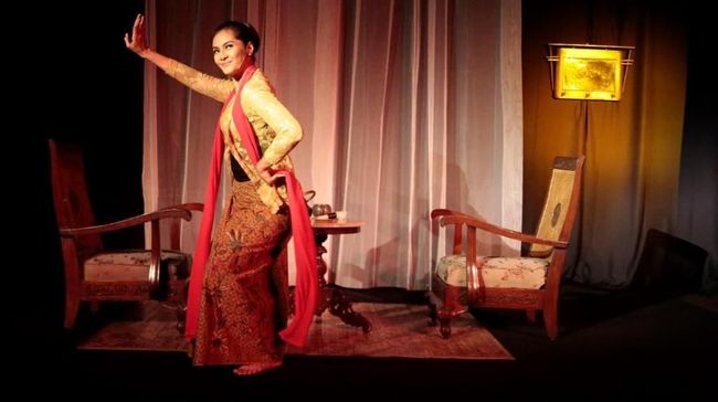 Maudy mengaku passion-nya ada pada teater dan panggung, tempat ia bisa bebas mengeksplorasi diri dan karakter.