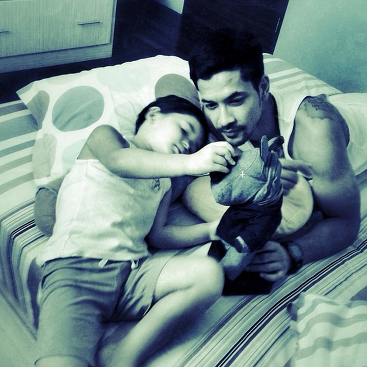 <p>Sudah cocok banget ya Edward Akbar jadi ayah, Bun? (Foto: Instagram/ @edward_akbar)  </p>