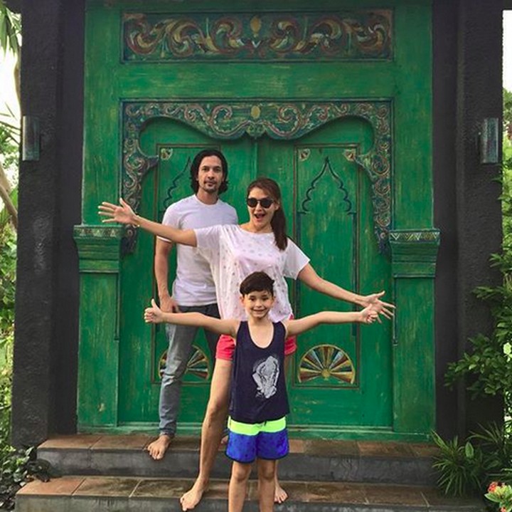 <p>Tamara yang merupakan adik ibunda Edward, mendiang Theresa Bleszynski juga sering menghabiskan waktu bareng Edward dan Kenzou lho. (Foto: Instagram/ @edward_akbar)  </p>