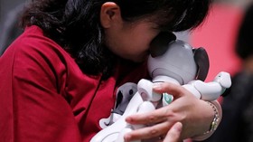 FOTO: Aibo, Robot Anjing dengan Kecerdasan Buatan