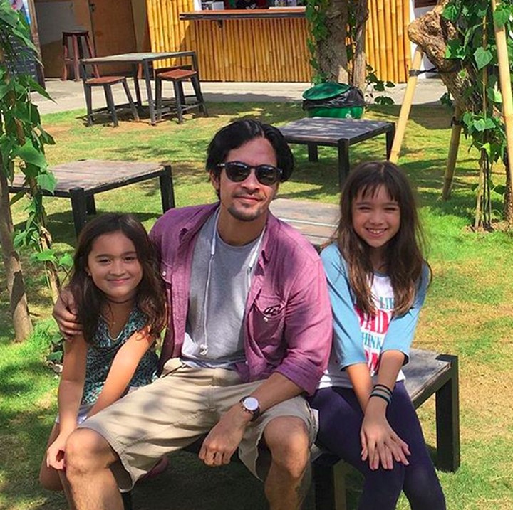<p>Mungkin beginilah kebersamaan Edward Akbar dengan putrinya kelak ya, Bun. (Foto: Instagram/ @edward_akbar)  </p>