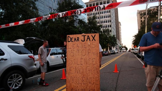Para peserta turnamen game di Jacksonville, Florida tak menyangka permainan yang seharusnya menggembirakan berubah menjadi tragedi menakutkan.
