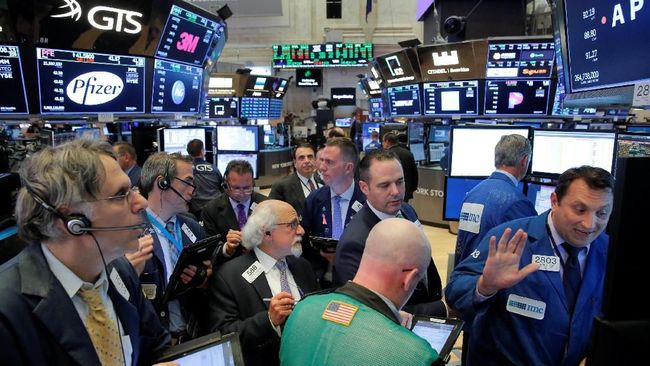 Jelang Keputusan Suku Bunga The Fed, Wall Street Dibuka Cerah