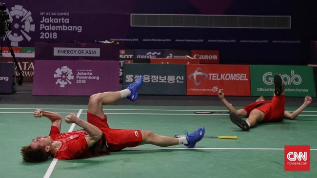 Kevin Sanjaya Sukamuljo mengaku sudah mulai mempersiapkan diri untuk menekuni dunia bisnis di samping prestasinya di lapangan bulutangkis.