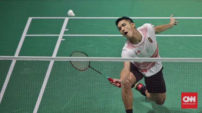 Jonatan Christie sukses menyumbang medali emas pertama Indonesia dari cabang bulutangkis Asian Games 2018 usai menaklukkan atlet Taiwan Chou Tien Chen.