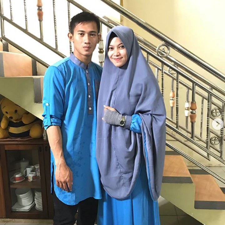 <p>Pasangan Iqbal Candra Pratama dan Sarah Tria Monita menjadi peraih medali emas di Asian Games 2019. Keduanya jadi yang paling unggul di cabang olahraga pencak silat. (Foto: Instagram @sarahtr_monita)</p>