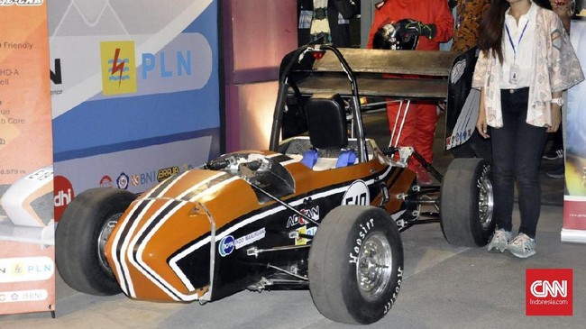 Anak-anak bangsa mampu membuat mobil balap untuk berlaga di Student Formula Japan 2018, pada 2-11 September di Shizuoka, Jepang.