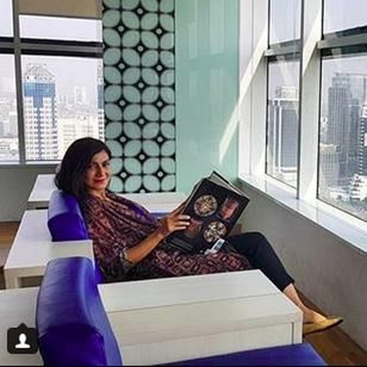 <p>Wanda juga merupakan seorang notaris. (Foto: Instagram @wanda_hamidah) <br /><br /></p>