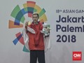 Hanifan Berangkatkan Haji Orang Tua Usai Terima Bonus