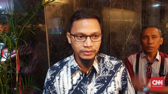 Partai Amanat Nasional akan menjadi antitesis pemerintahan, namun tetap menghormati Gerindra yang merupakan rekan koalisinya di Pilpres 2019.