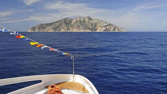 Hampir satu dekade pemerintah Italia menutup akses publik ke tujuh pulau ini.