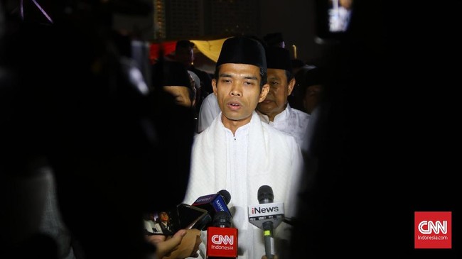 Ustaz Abdul Somad (UAS) mengungkapkan tidak ingin memaksakan dakwahnya di Jawa Timur dan Jawa Tengah karena tidak ingin membuat kesan mengajak perang.