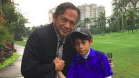 <p>Saat seorang anak ikut turnamen, kehadiran sang kakek memang bisa jadi sumber semangat yang amat berarti. Ya kan, Bun? (Foto: Instagram/ @raysahetapy)  </p>