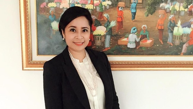Hampir setiap akhir pekan, Direktur Utama MNC Sekuritas Susi Meiliana menghabiskan waktunya di Bandung dan Yogyakarta demi mengunjungi kedua anaknya.