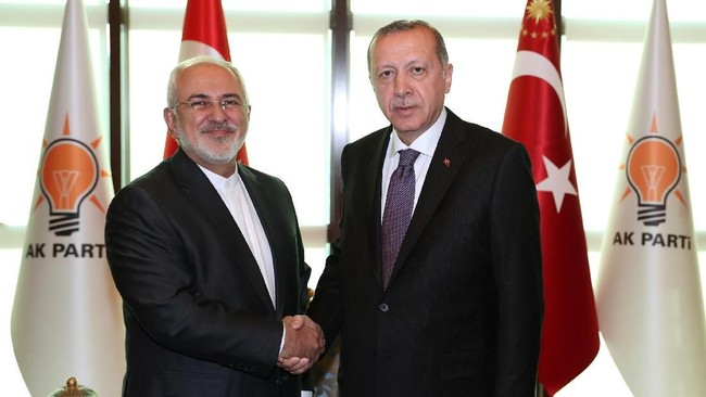 Menlu Iran Mohammad Javad Zarif menemui Presiden Turki Recep Tayyip Erdogan di Ankara pada Rabu (29/8) dengan salah satu agenda membahas konflik Suriah.