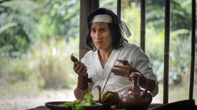 Produser Sheila Timothy membawa cerita Wiro Sableng yang dipelajarinya dengan berburu novel lawas di toko loak sampai ke tangan Fox International Productions.