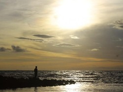 Sandiaga Yakin Wisata Anyer Bisa Gaspol Lagi