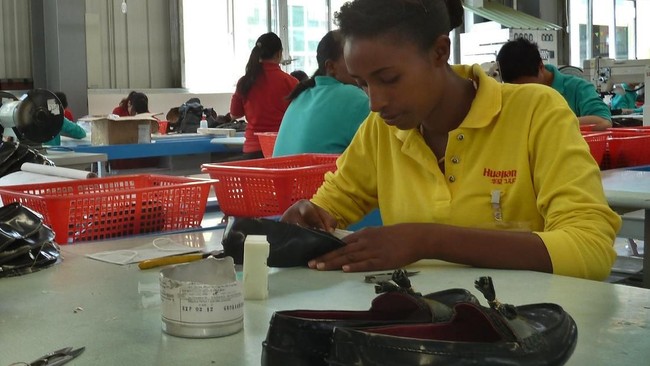 Departemen Tenaga Kerja Amerika Serikat menyebutkan produktivitas pekerja di negara tersebut merosot pada kuartal II 2022.