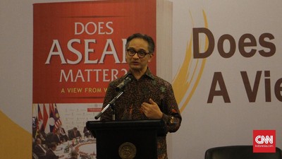 Mantan Menlu Marty Natalegawa khawatir ASEAN tak lagi diperhitungkan kalangan internasional dalam mengatasi isu Myanmar.