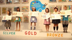 Anak SD Asal Surabaya Raih Emas Lomba Gambar Mobil di Jepang