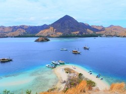Dispar Tanggapi Keluhan Turis soal Pungutan di Pulau Kelor Labuan Bajo