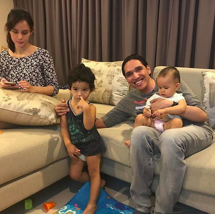 <p>Menghabiskan waktu bareng keponakan kata Faldy Albar bisa jadi salah satu bentuk family time-nya, Bun. (Foto: Instagram/ @albarfaldy)</p>