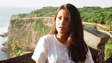 img-title Netizen Minta Marsha Aruan Cari Pasangan Seagama, Sindir El Rumi?