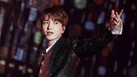 Lee Teuk 'Suju' Bikin Heboh Ketahuan Jalan-jalan di Mal Jakarta