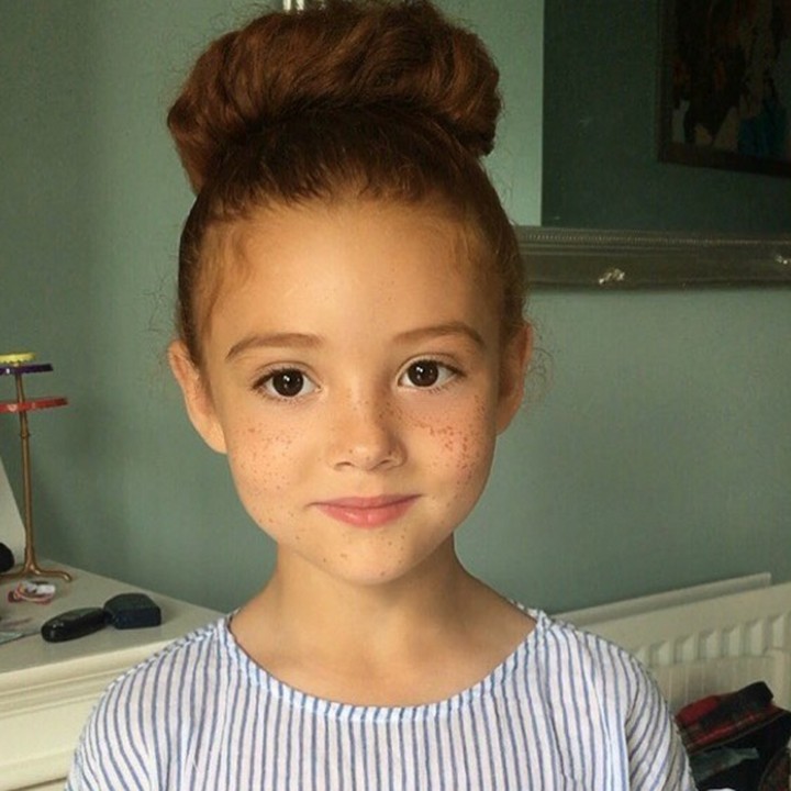 <p>Saat rambut diikat begini, Llords terlihat seperti balerina cilik ya? (Foto: Instagram @llords_immy)</p>