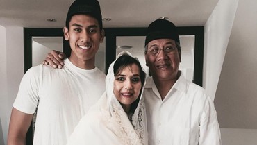 img-title Kabar Terbaru Rini S Bono Mantan Istri Ahmad Albar sekaligus Ibu Sean Gelael