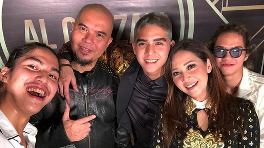 Pesan Menyentuh Ahmad Dhani untuk Ketiga Anak Laki-lakinya