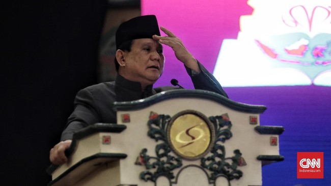 Prabowo Subianto mengatakan pihaknya tidak akan 'impor pemain' untuk mengisi posisi Ketua Tim Pemenangan pilpres 2019.
