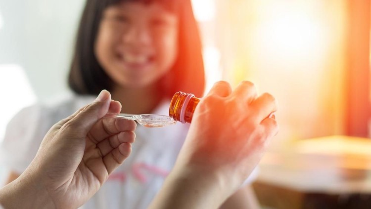 Tumbuh kembang otak anak sangat dipengaruhi oleh asupan nutrisi. Apa nutrisi yang tepat agar anak bisa cerdas?
