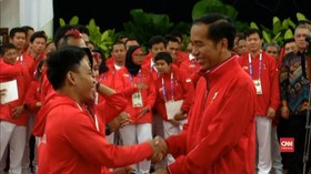 VIDEO: Jokowi Serahkan Bonus untuk Peraih Medali Asian Games
