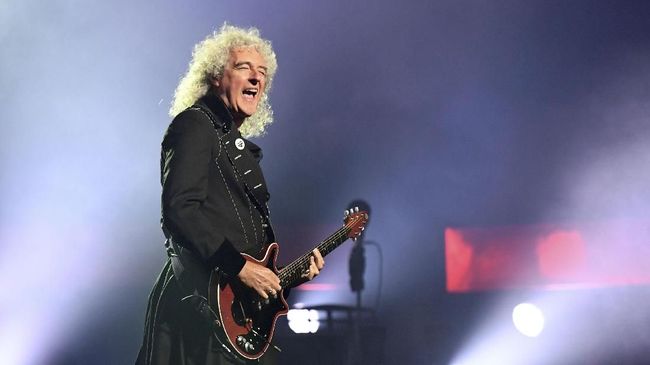 Gitaris Queen, Brian May, meminta maaf karena sempat membela sutradara film 'Bohemian Rhapsody' Bryan Singer yang diduga telah melakukan pelecehan seksual.