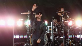 Canda dan Keseruan All Time Low Beraksi di Jakarta