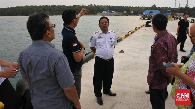 Kemenko Kemaritiman akan mempercepat pembangunan infrastruktur di Karimunjawa, yaitu Bandara Dewandaru dan Pelabuhan Legon Bajak.