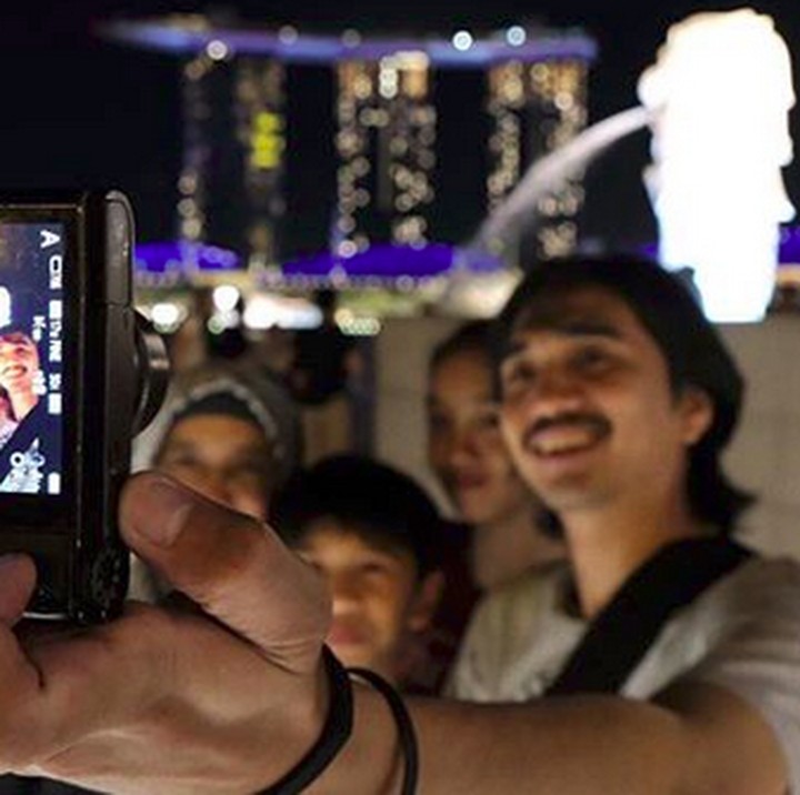 <p>Memang deh, keluarga yang satu ini kompak abis. He-he-he. (Foto: Instagram/ @duta507)  </p>