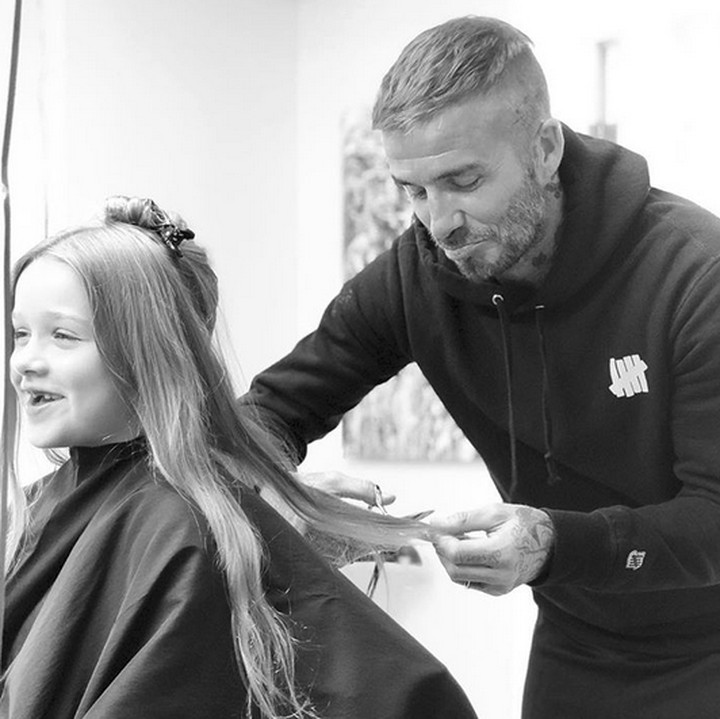 <p>Demi si gadis cilik, Ayah Beckham rela lho jadi hairstylish, he-he-he. (Foto: Instagram/ @davidbeckham)</p>