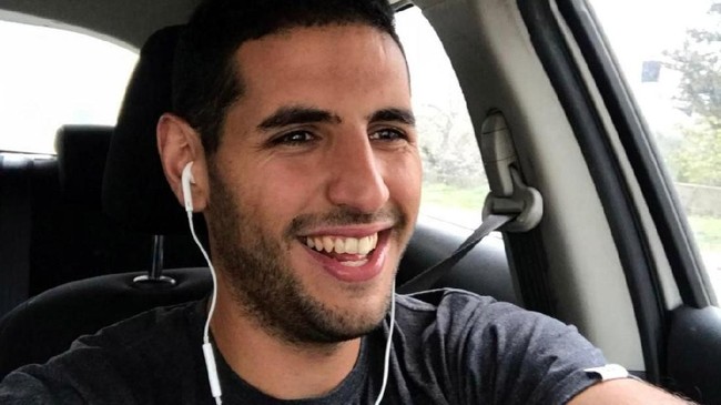 Vlogger Nuseir Yassin atau lebih dikenal sebagai Nas Daily mengaku sudah tiba di Indonesia pada Minggu (5/2) lalu. Ia akan menyambangi Bali dan Jakarta.